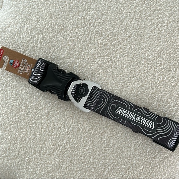 Arcadia Lightweight Dog Collar - Picture 2 of 5